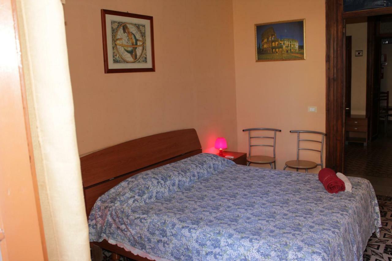 B&B Stazione Centrale Palermo Bagian luar foto